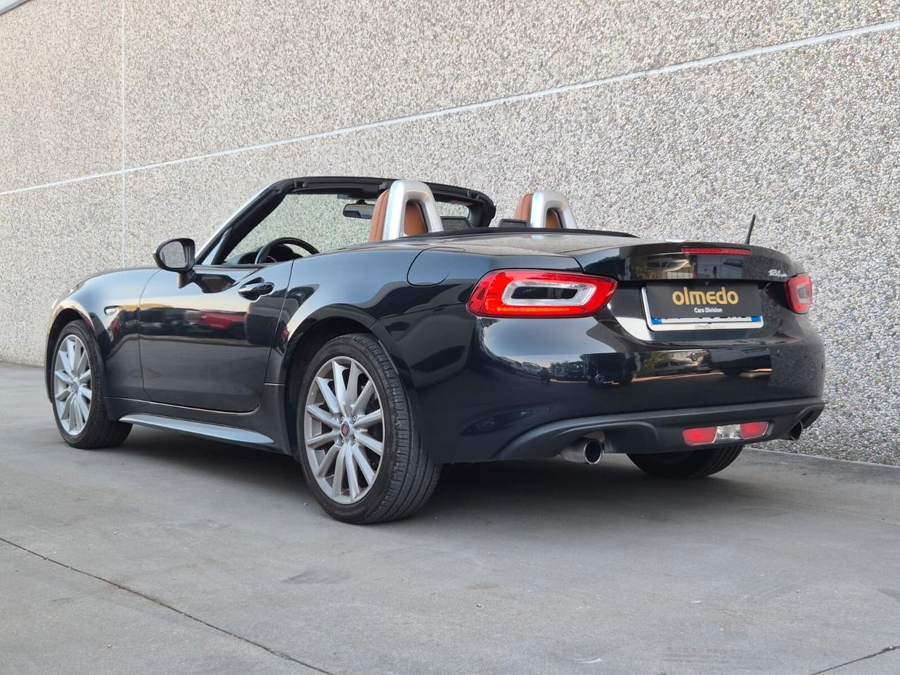 Fiat 124 Spider