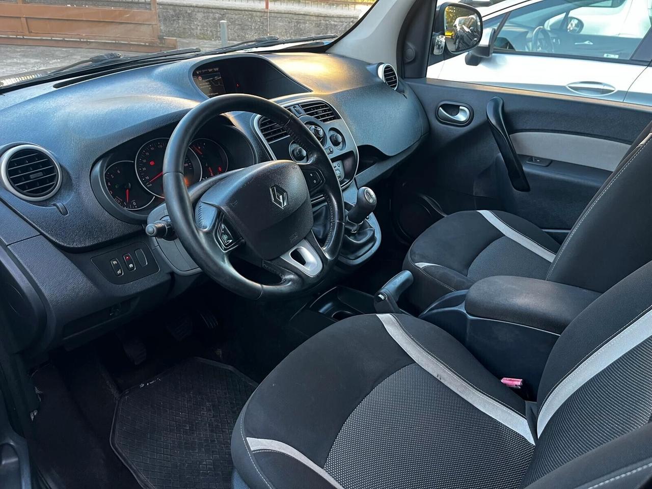 Renault Kangoo 1.5 dCi 90CV 5 porte Stop & Start Extrem 90 cv 66 kw revisione 01/2027