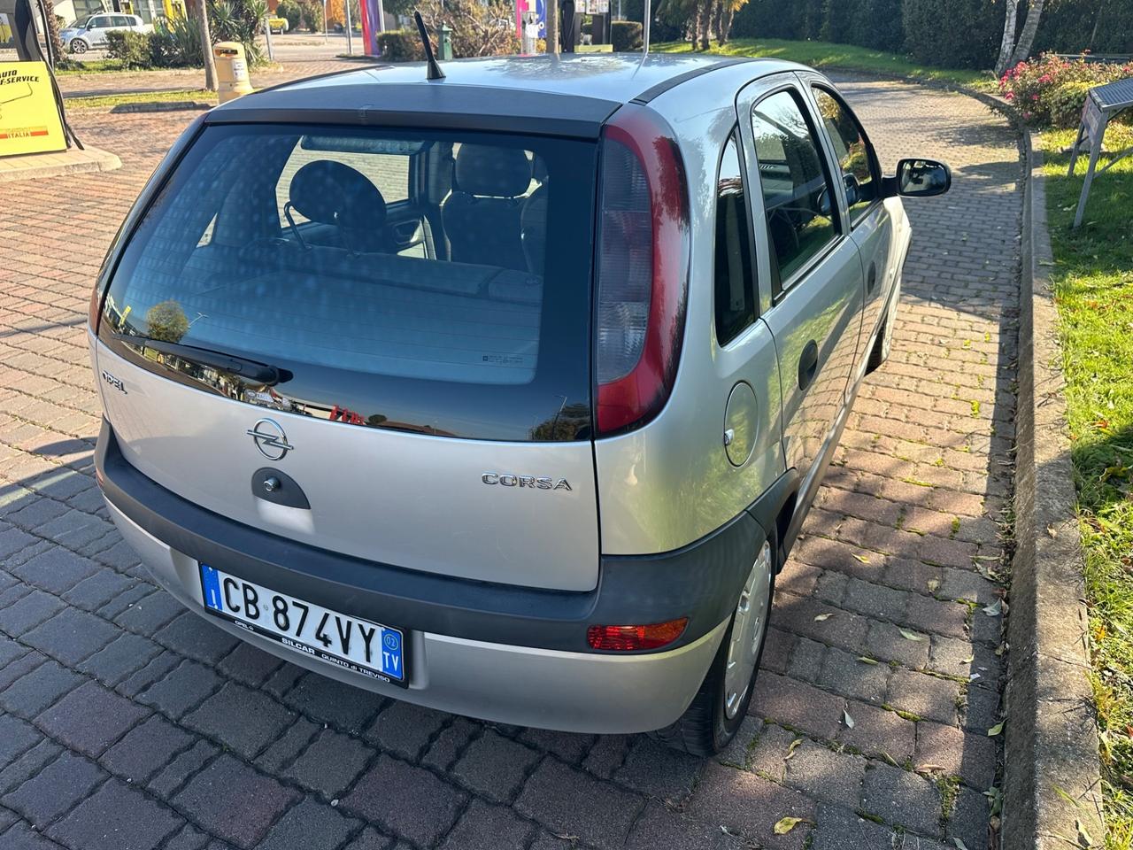 Opel Corsa 1.0benz 2002 NEOPATENTATI