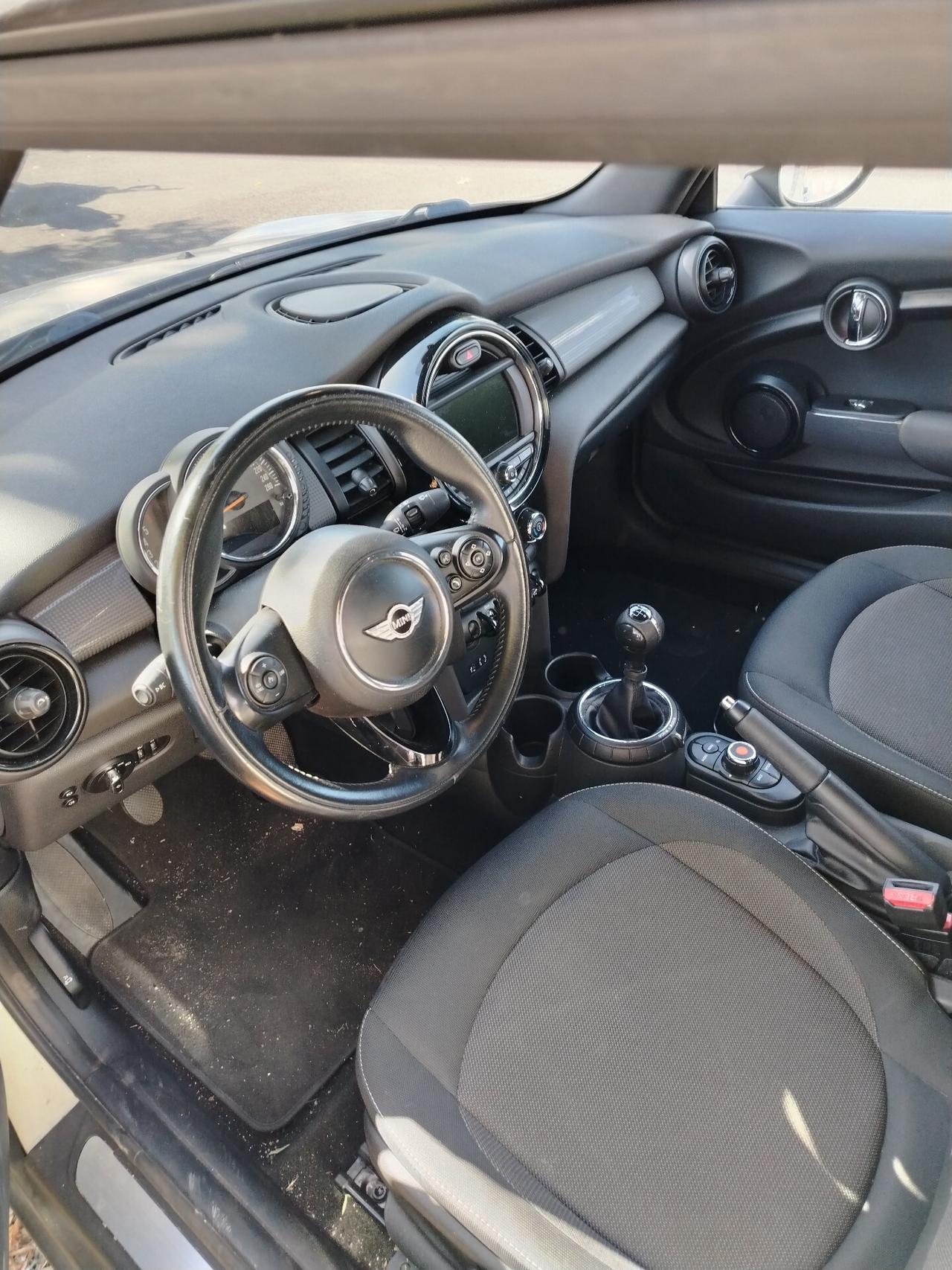 Mini 1.5 Cooper D Hype Cabrio