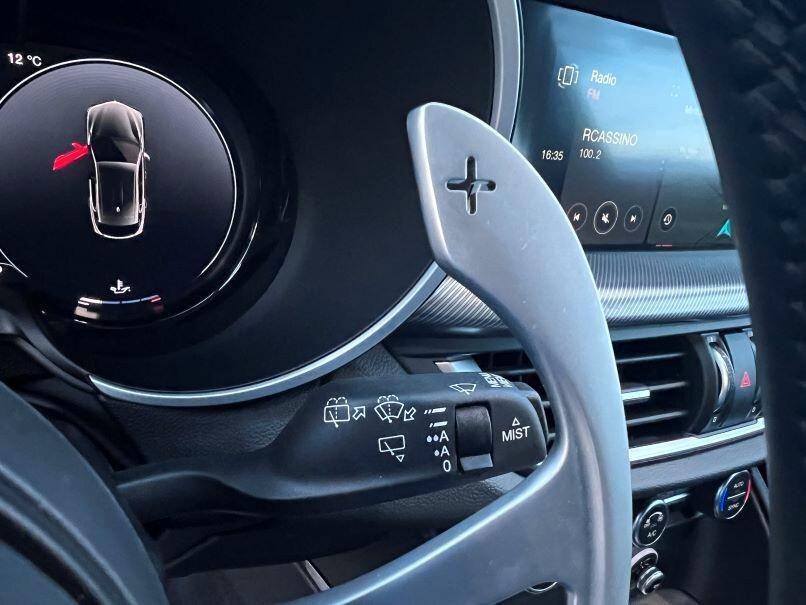 Alfa Romeo Stelvio 2.2 Turbodiesel 160 CV AT8 RWD Sprint