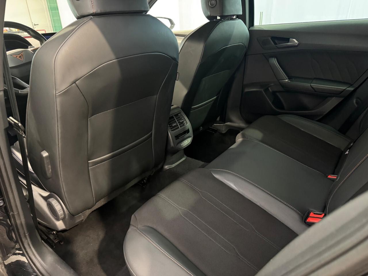Cupra Leon Sportstourer 1.5 Hybrid 150CV DSG