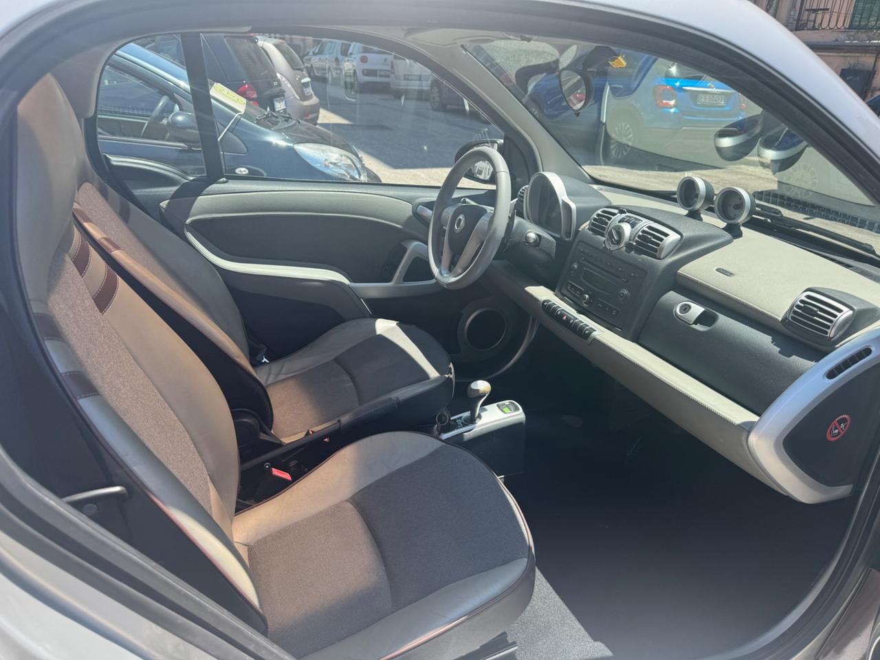 Smart ForTwo 1000 62 kW coupé higli style