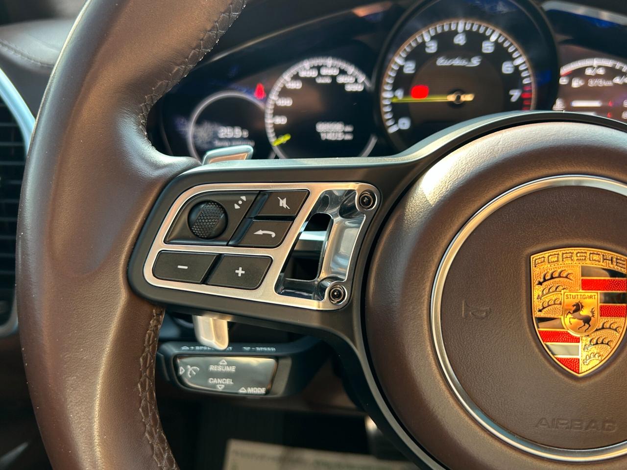 Porsche Cayenne 4.0 Turbo S e-hybrid tiptronic