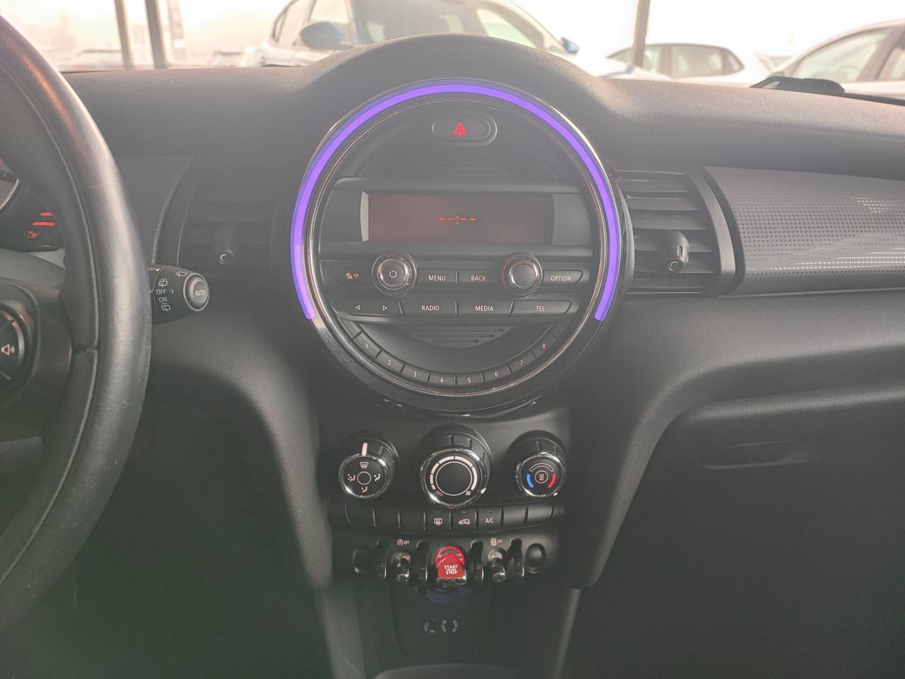 Mini 1.5 Cooper D Business XL 5 porte