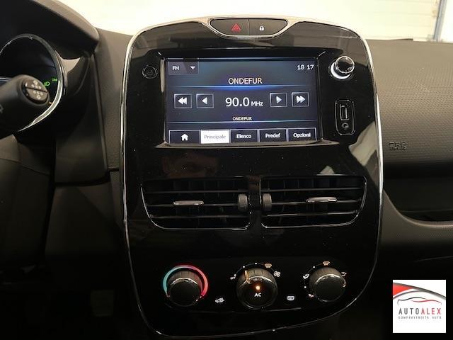 RENAULT - Clio 5p 1.2 Wave 75cv