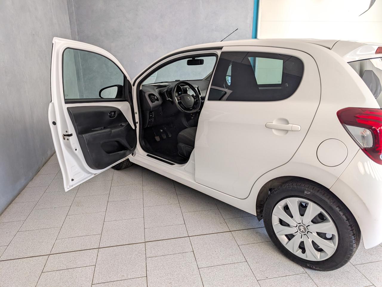 Peugeot 1.0 vti 72cv Active