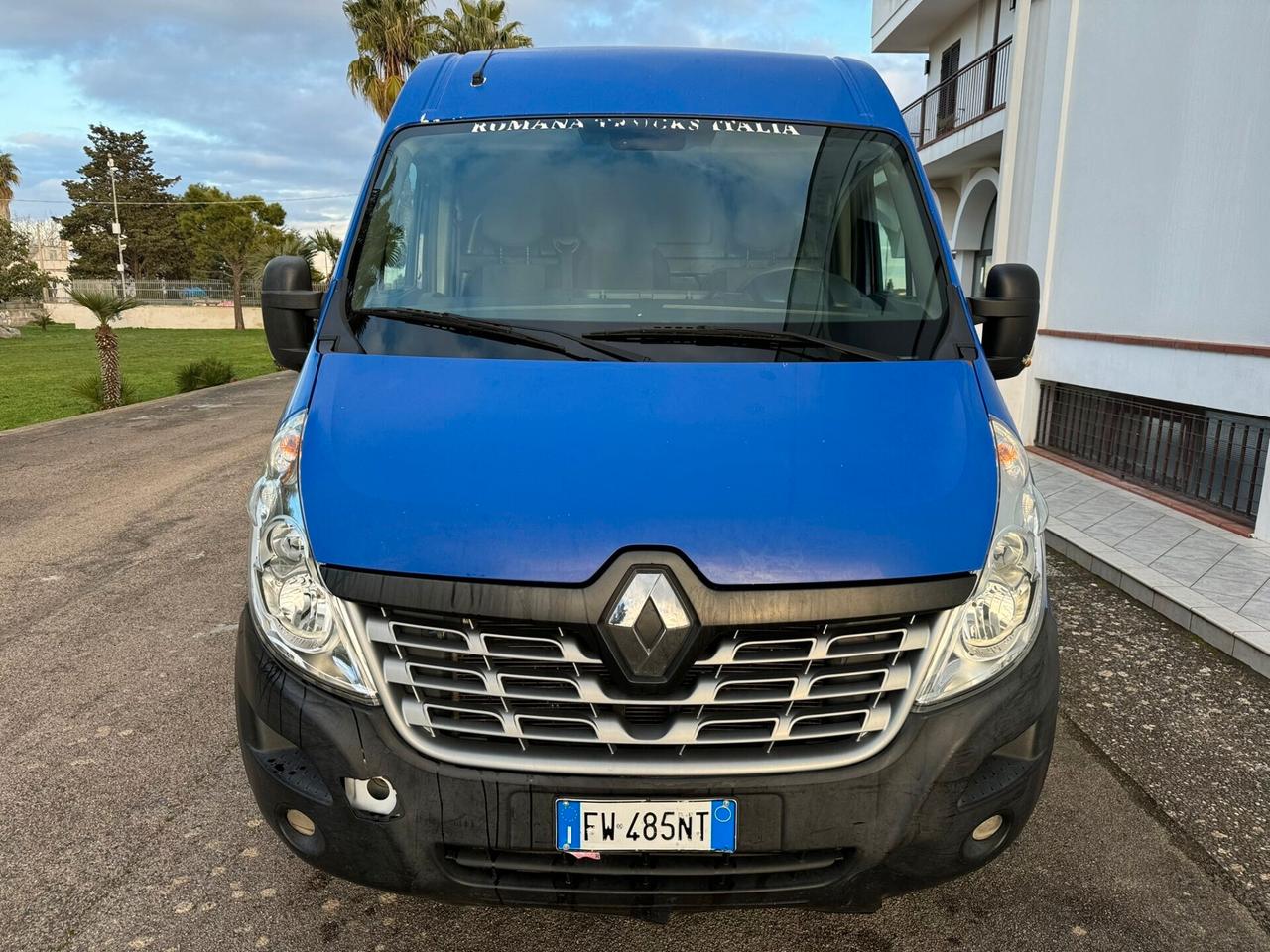 Renault Master T35 2.3 dCi/145