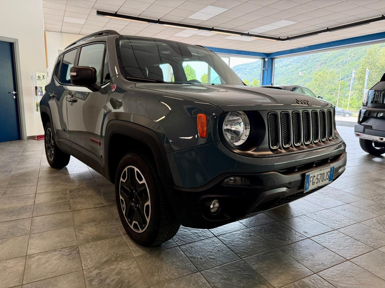 Jeep Renegade 2.0 Mjt 170CV 4WD Trailhawk Cambio automatico