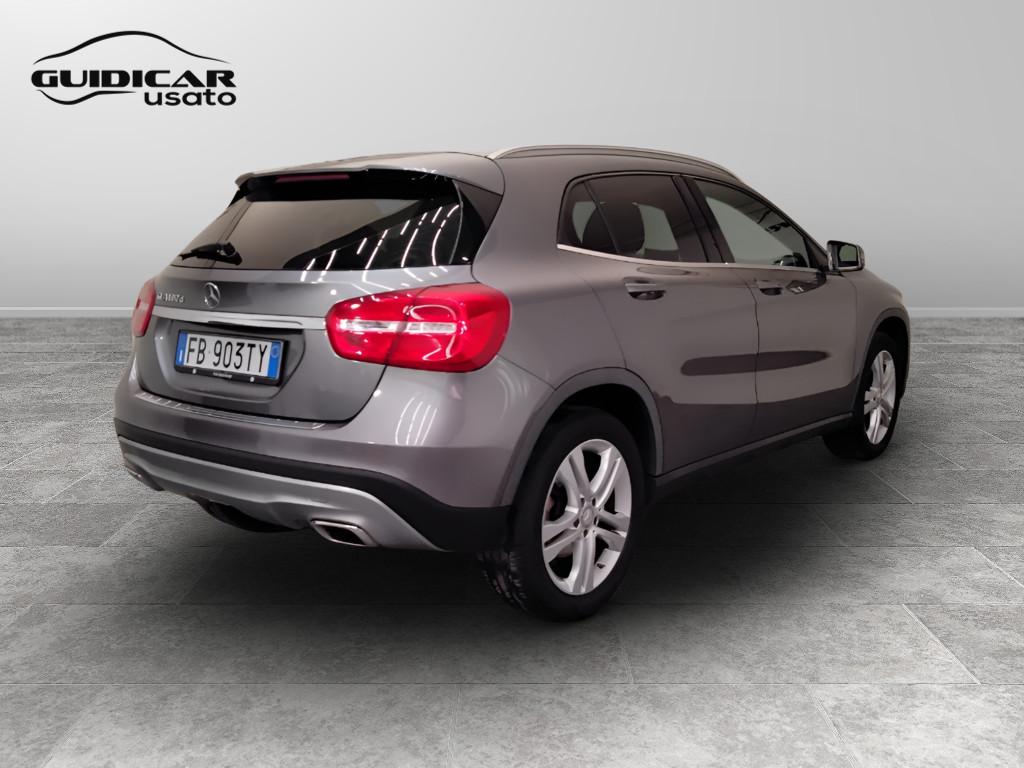 Mercedes-Benz GLA-X156 2014 - GLA 180 d (cdi) Enduro auto