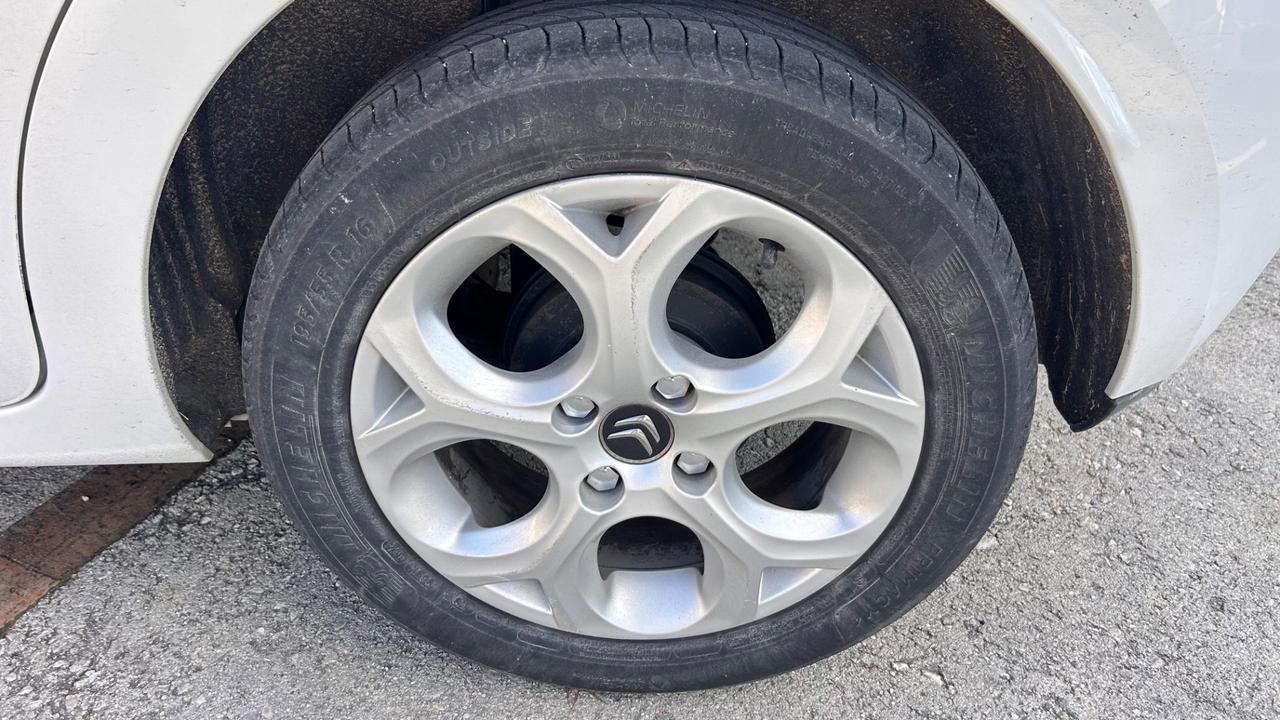 Citroen C3 1.2 VTi 82 Exclusive