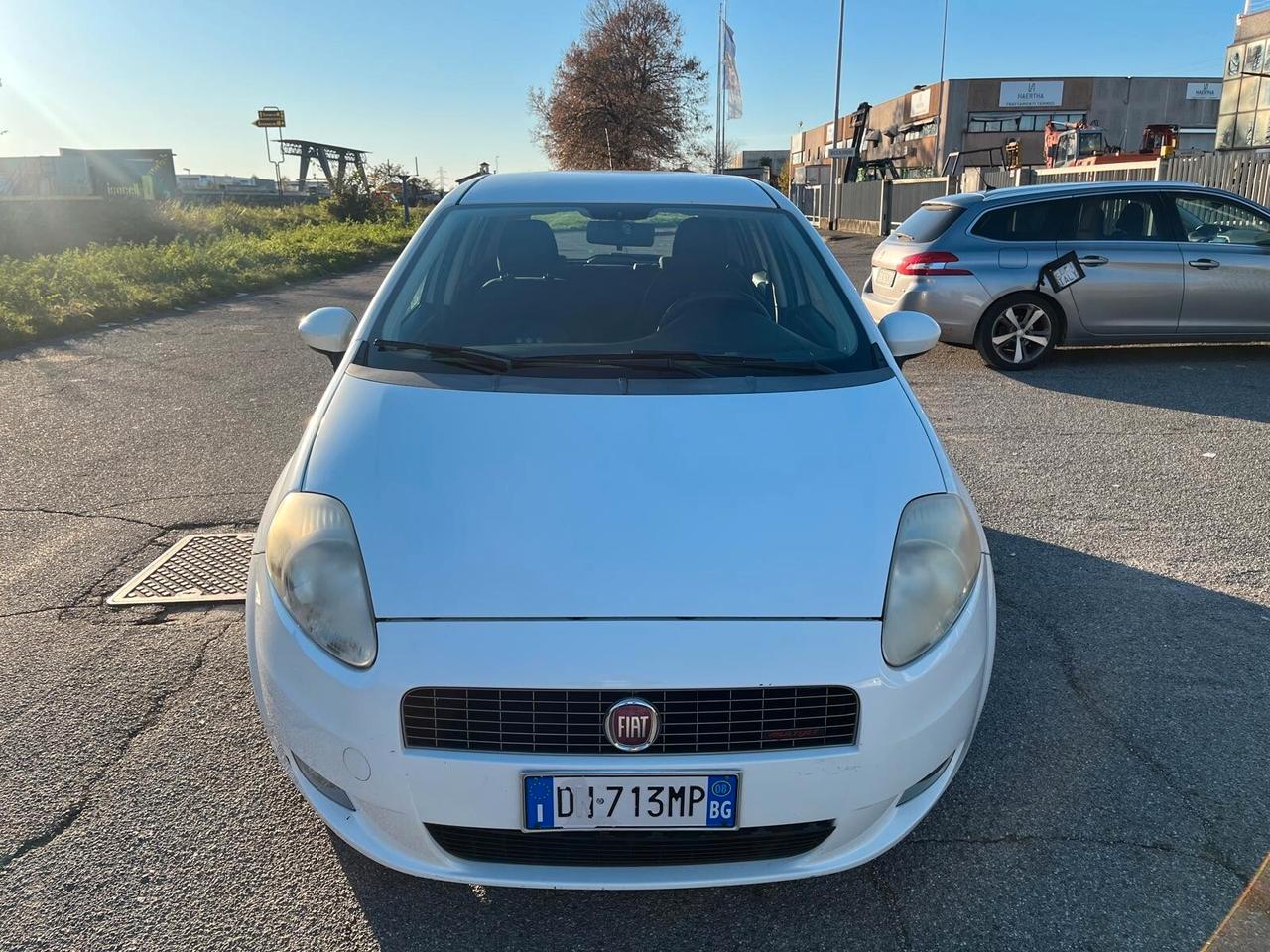 Fiat Grande Punto 1.3 MJT 90 CV 5 porte Dynamic
