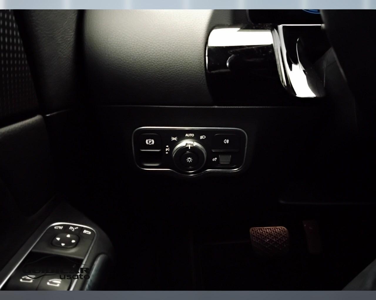 Mercedes-Benz GLA-H247 2020 - GLA 200 d Sport Plus auto