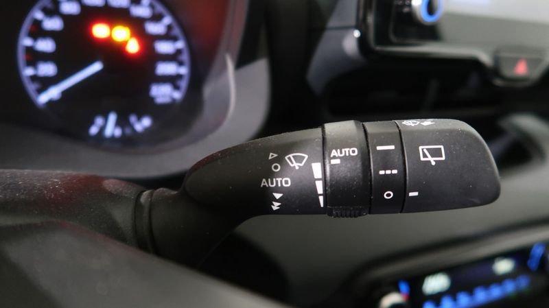 Toyota Yaris Yaris 1.5 Hybrid 5 porte Business