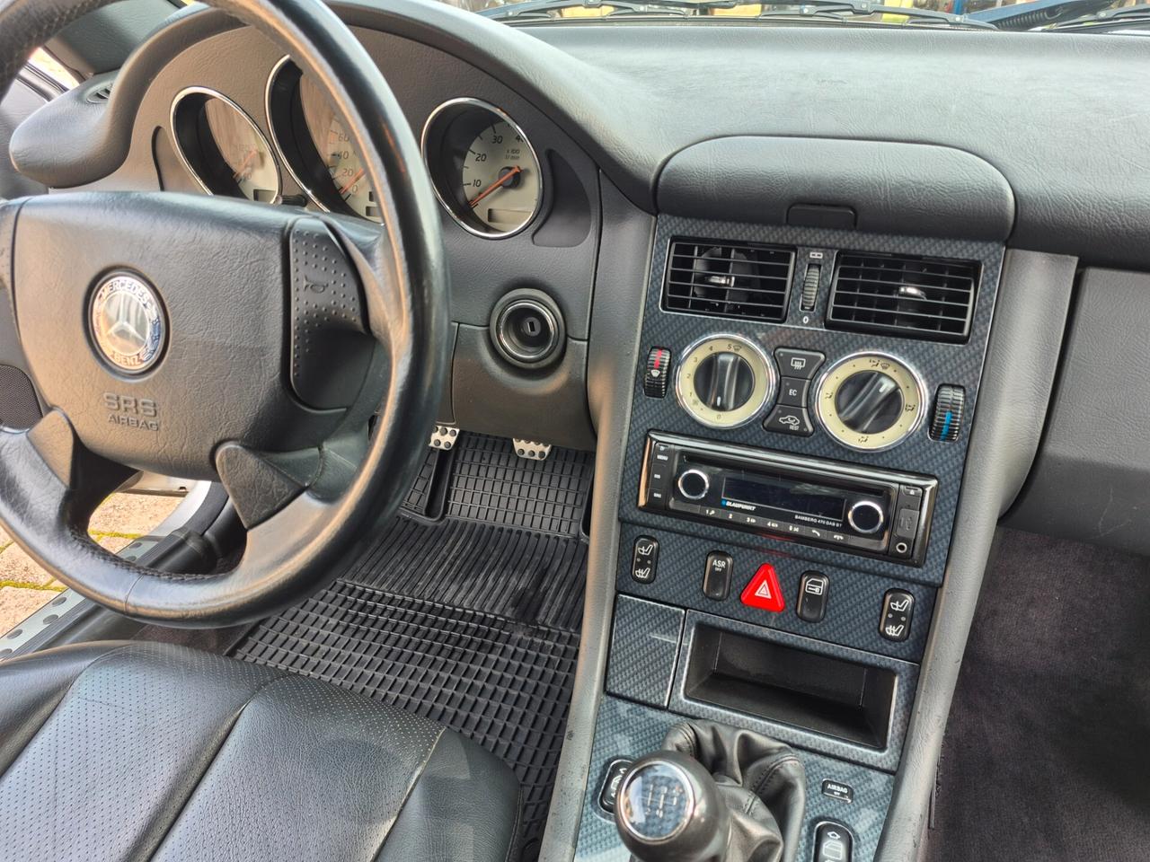 Mercedes-benz SLK 200 cat