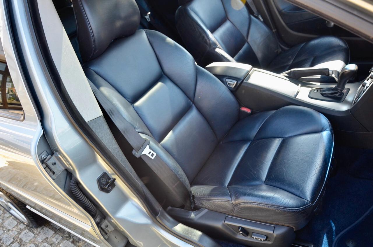 VOLVO V70 2.5 R AWD 300cv AUTO, ASI, ESENTE SUPERBOLLO, ECCELLENTI CONDIZIONI, INTROVABILE, TETTO, PERMUTE