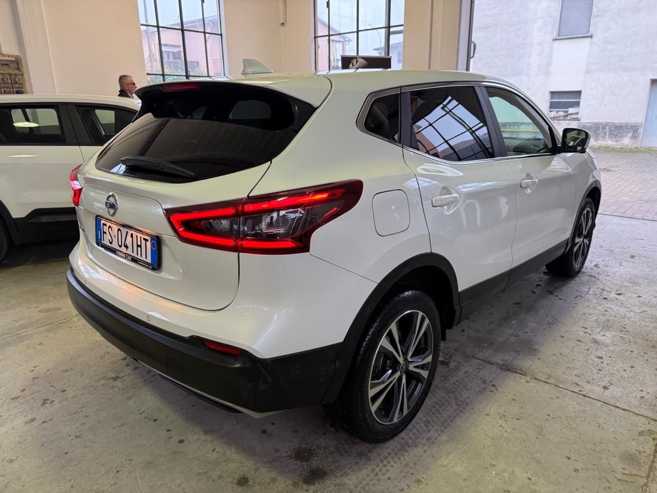 Nissan Qashqai 1.5 dCi N-Connecta