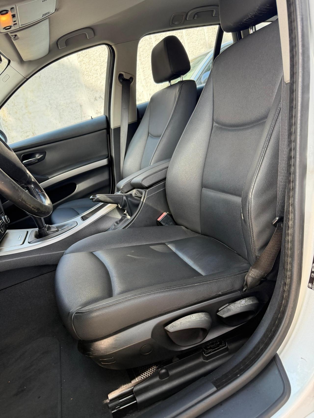 Bmw 320 320d cat Touring Futura fari lenticolari full