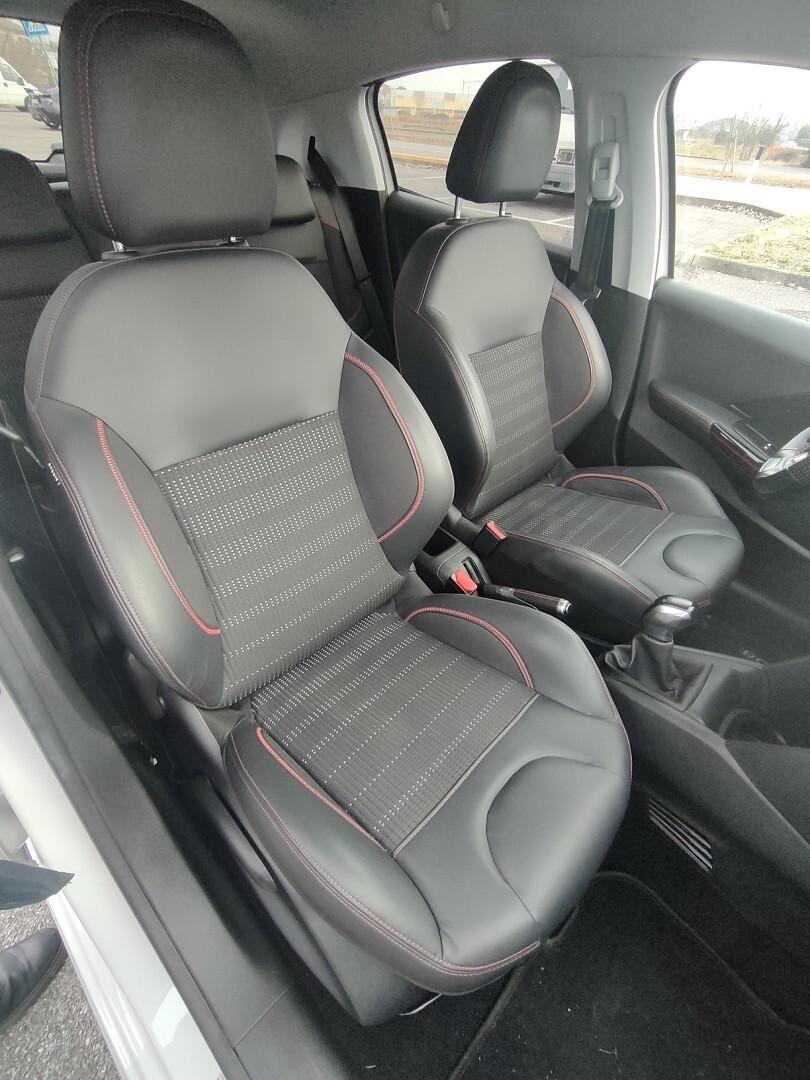 PEUGEOT 208 208 5p 1.5 bluehdi GT Line s&s 100cv