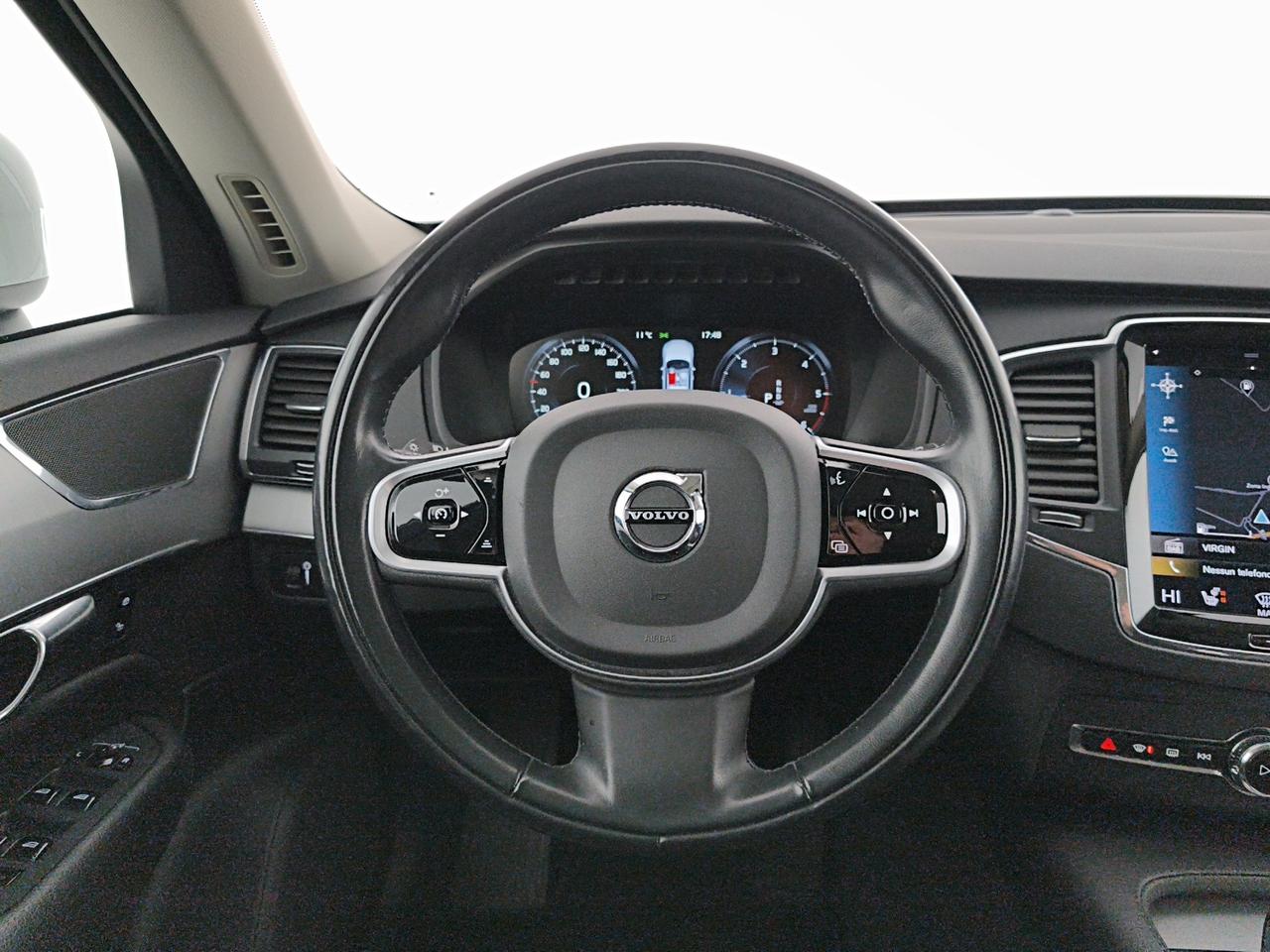 Volvo XC90 2.0 b5 Momentum Pro awd