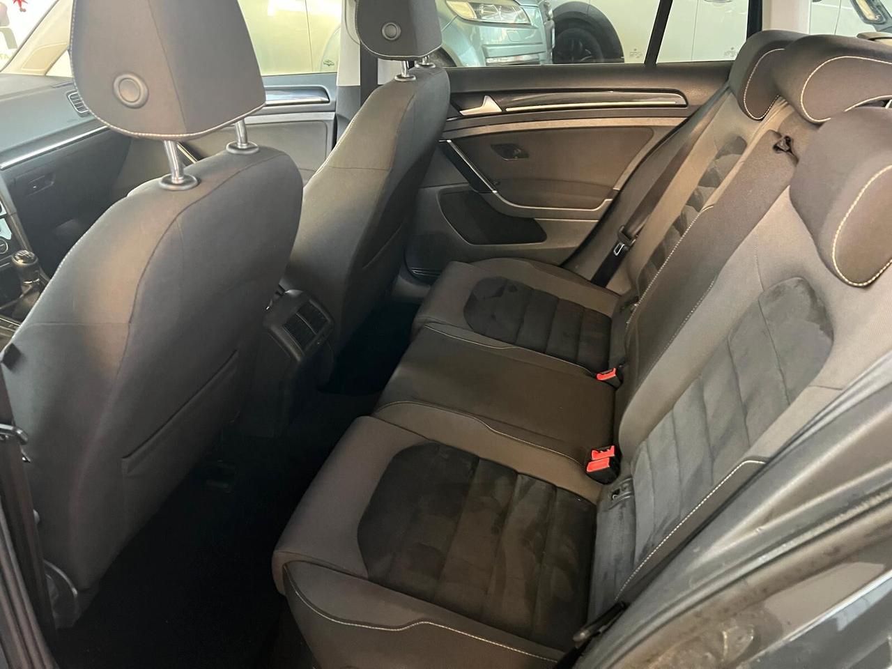 Volkswagen Golf Variant 1.6 TDI 110 CV Comfortline BlueMotion Tech.