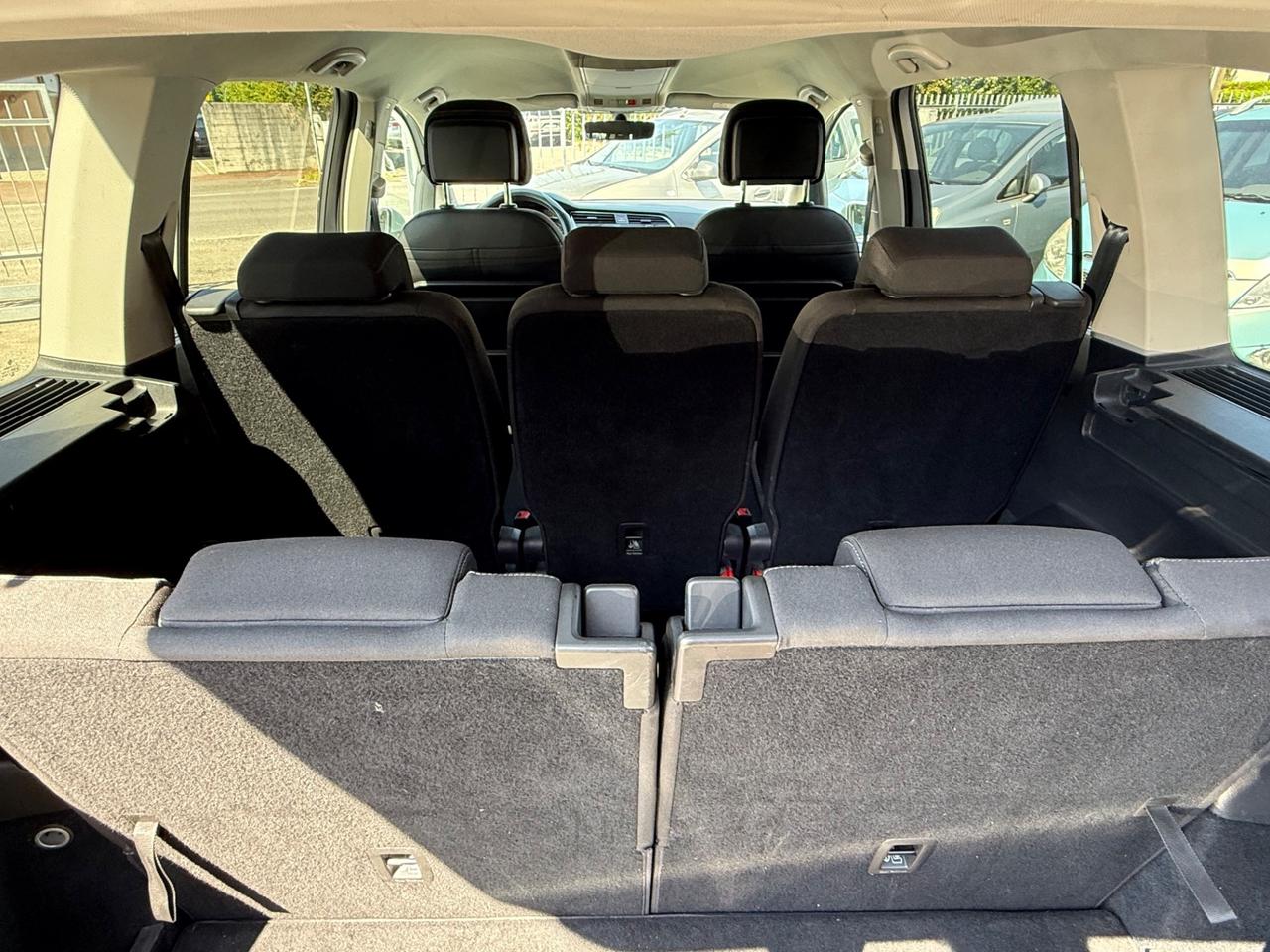 Volkswagen Touran 2.0 TDI 150 CV SCR DSG Executive BlueMotion Tech.