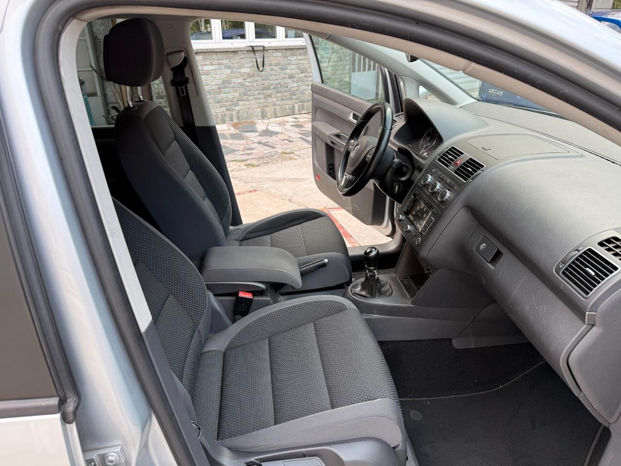 Volkswagen Touran 1.6 TDI Comfortline 7 Posti