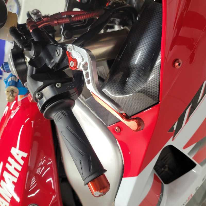 Yamaha YZF R1 - 2000