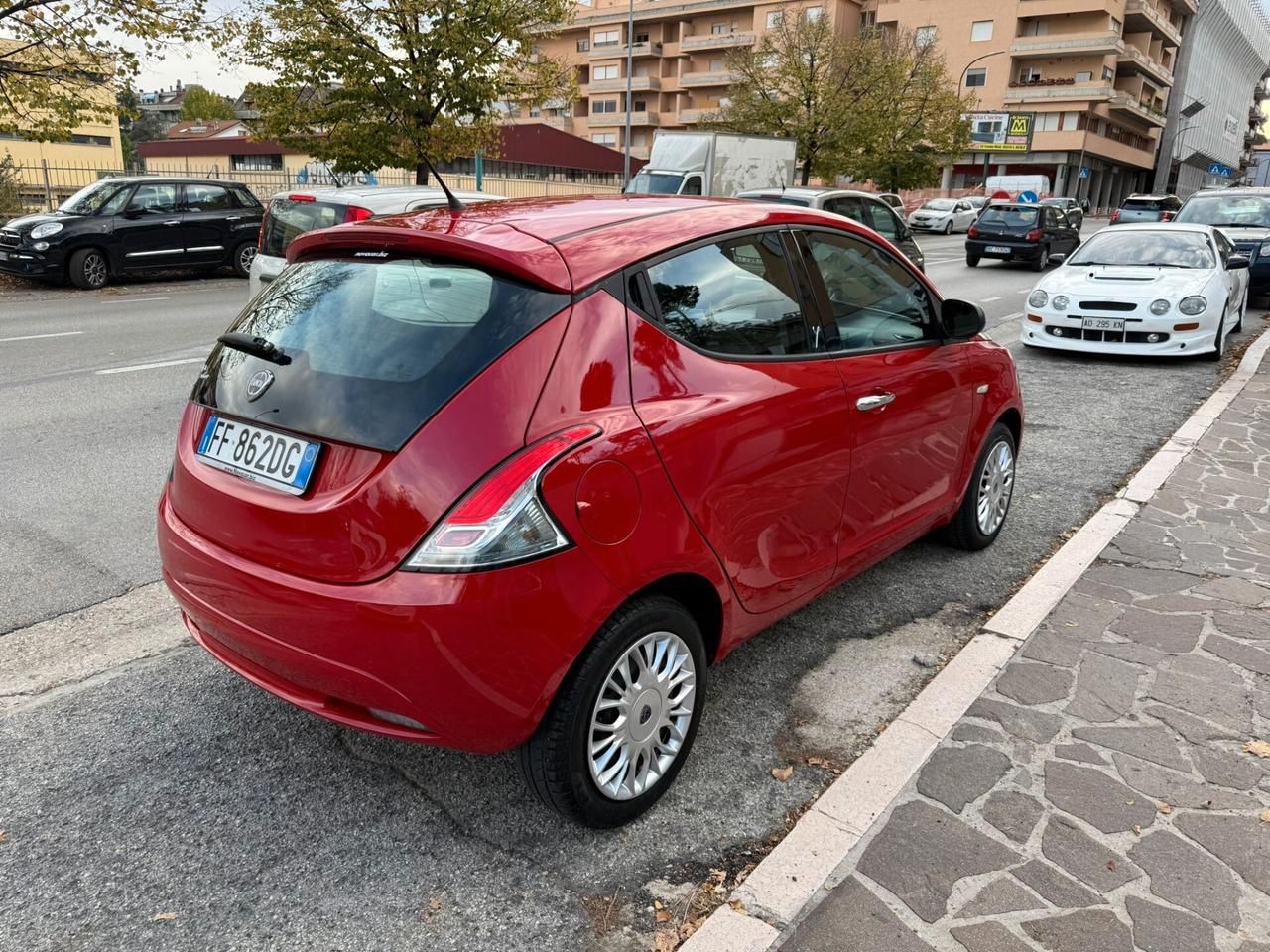 LANCIA YPS 1,2 BZ 69 CV SILVER 5P