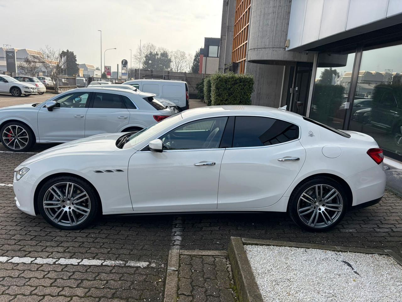 Maserati Ghibli 3.0 V6 ds 250cv auto my16 E6