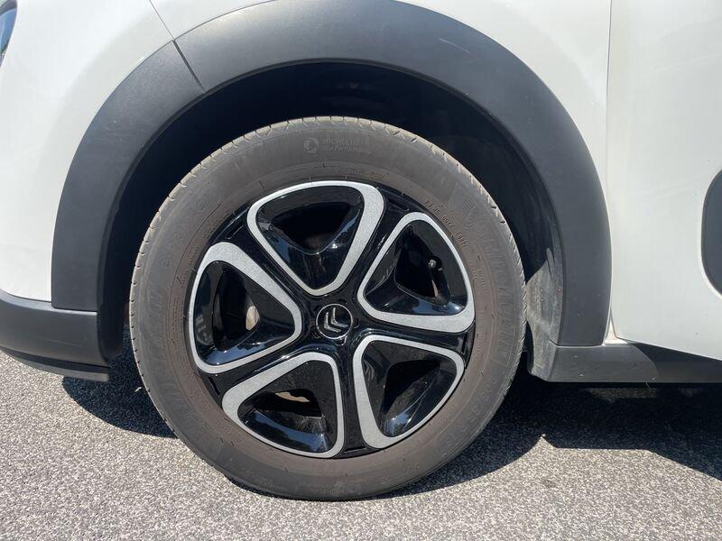 Citroën C3 III 2017 1.2 puretech Shine s&s 83cv