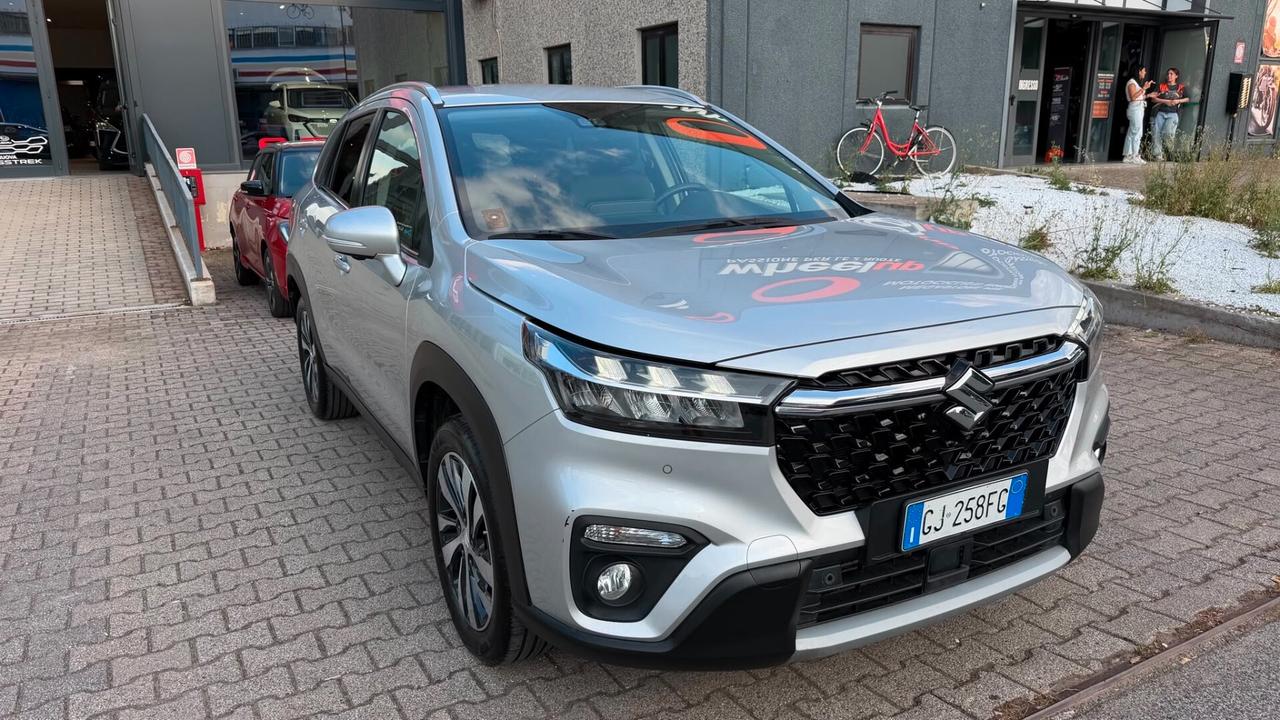 Suzuki S-Cross 1.4 Hybrid Top+