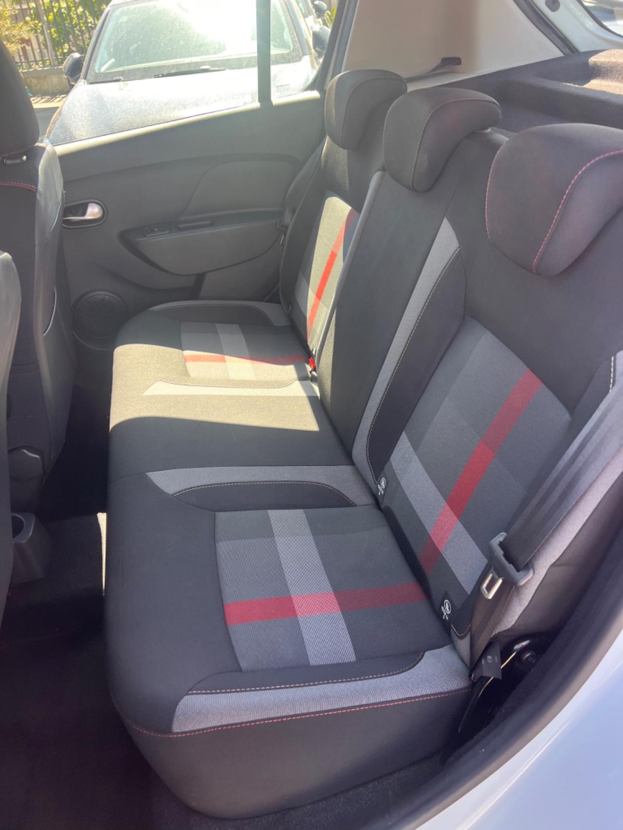 Dacia Sandero Stepway 1.5 Blue dCi 95 CV Techroad