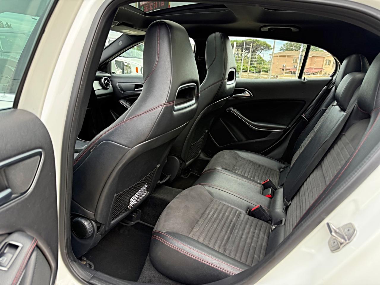 Mercedes-benz GLA 200 d Automatic Premium Garanzia 12 Mesi