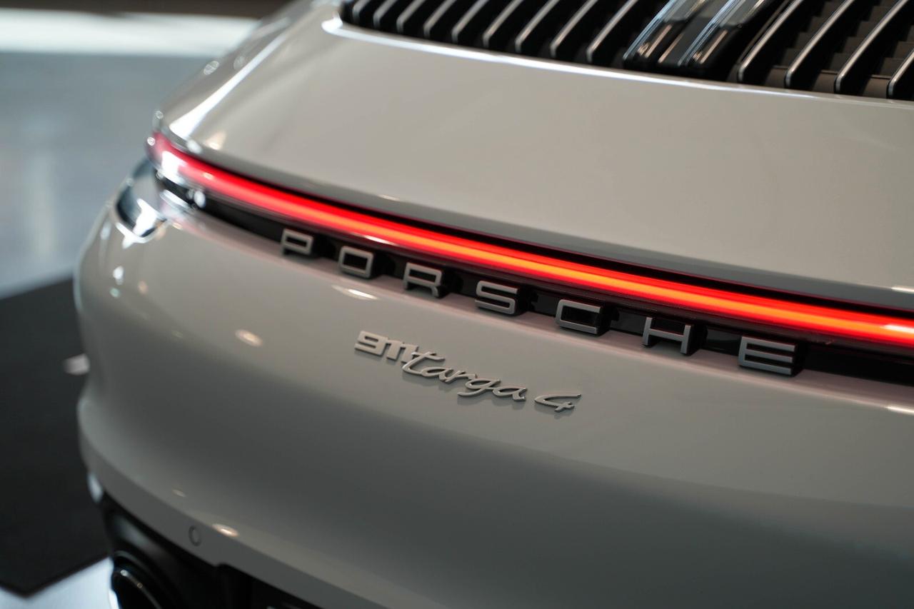 Porsche 911 992 Targa 4 BOSE/14-VIE/PELLECLUB