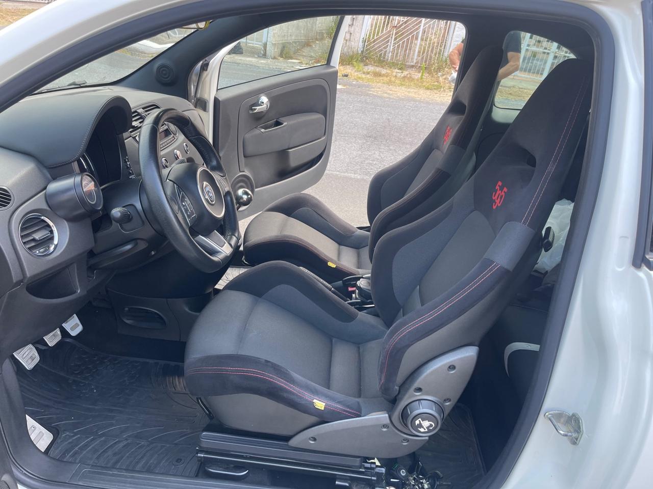 Fiat 500 Abarth 595 competizione