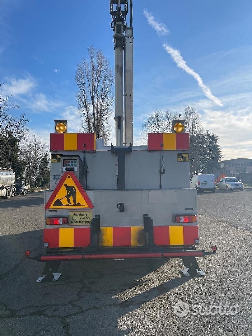 Piattaforma -PARI AL NUOVOO 30 MILA KM -OK PERMUTE