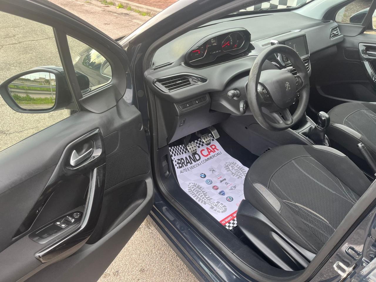 Peugeot 208 1200 5 porte Active Unipro 2015