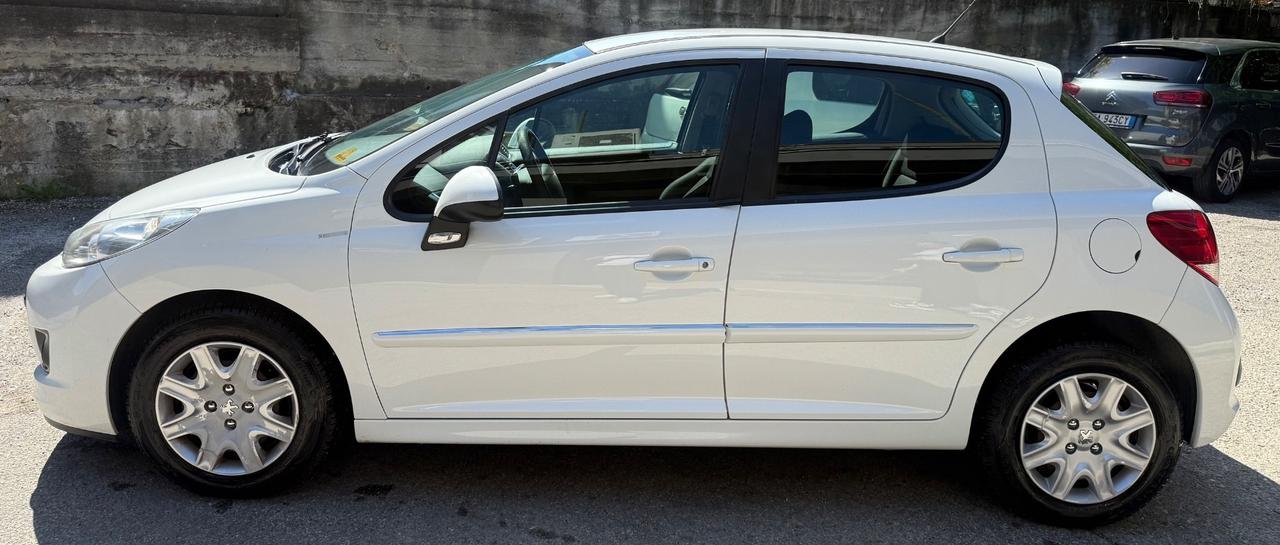 Peugeot 207 Plus 1.4 8V 75CV 5p. ECO GPL