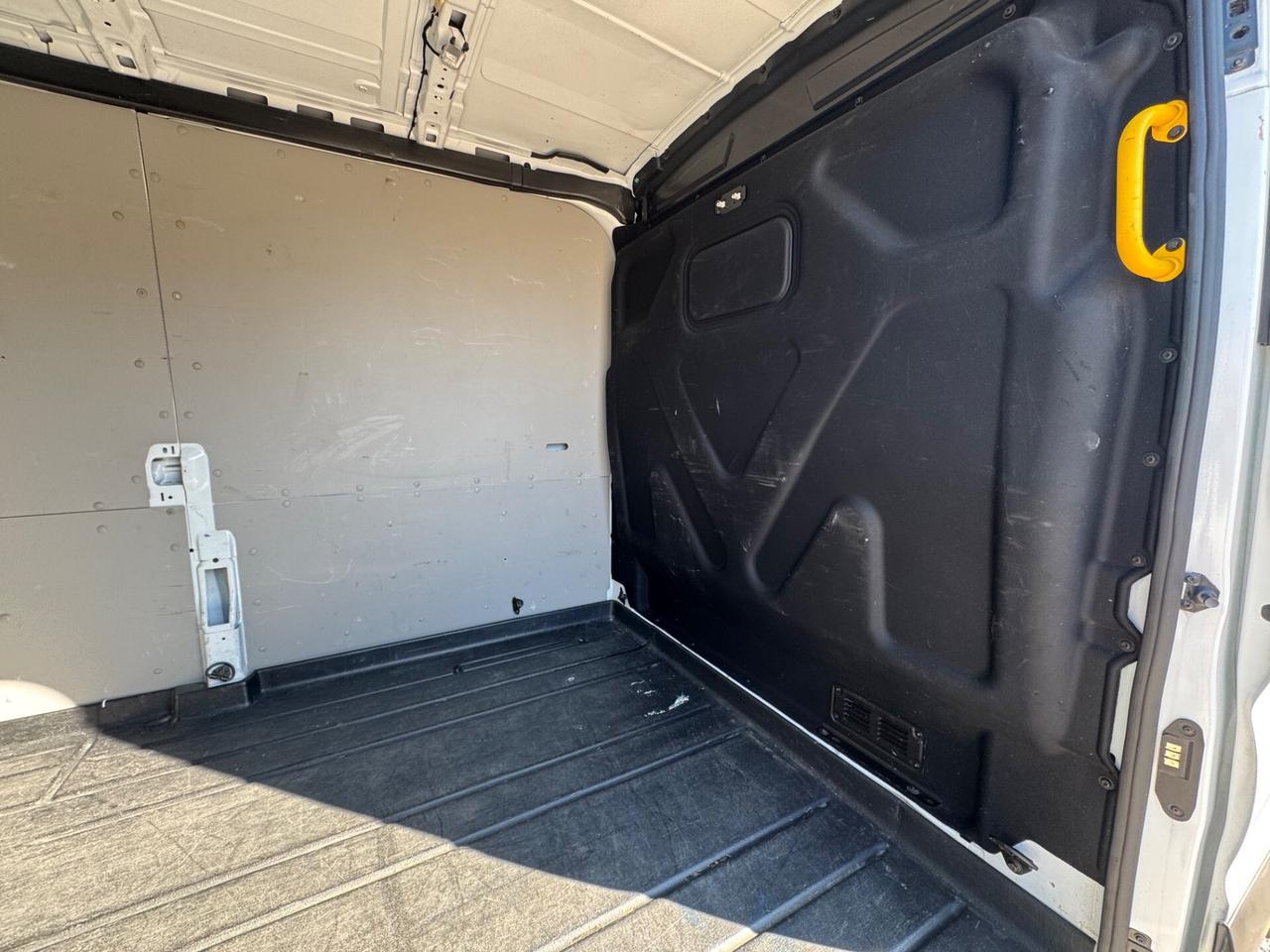 Ford transit l2 h2