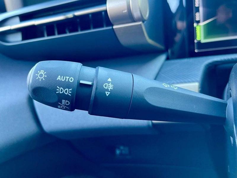 Lancia Ypsilon 1.2 Hybrid e-DCT LX - NUOVA