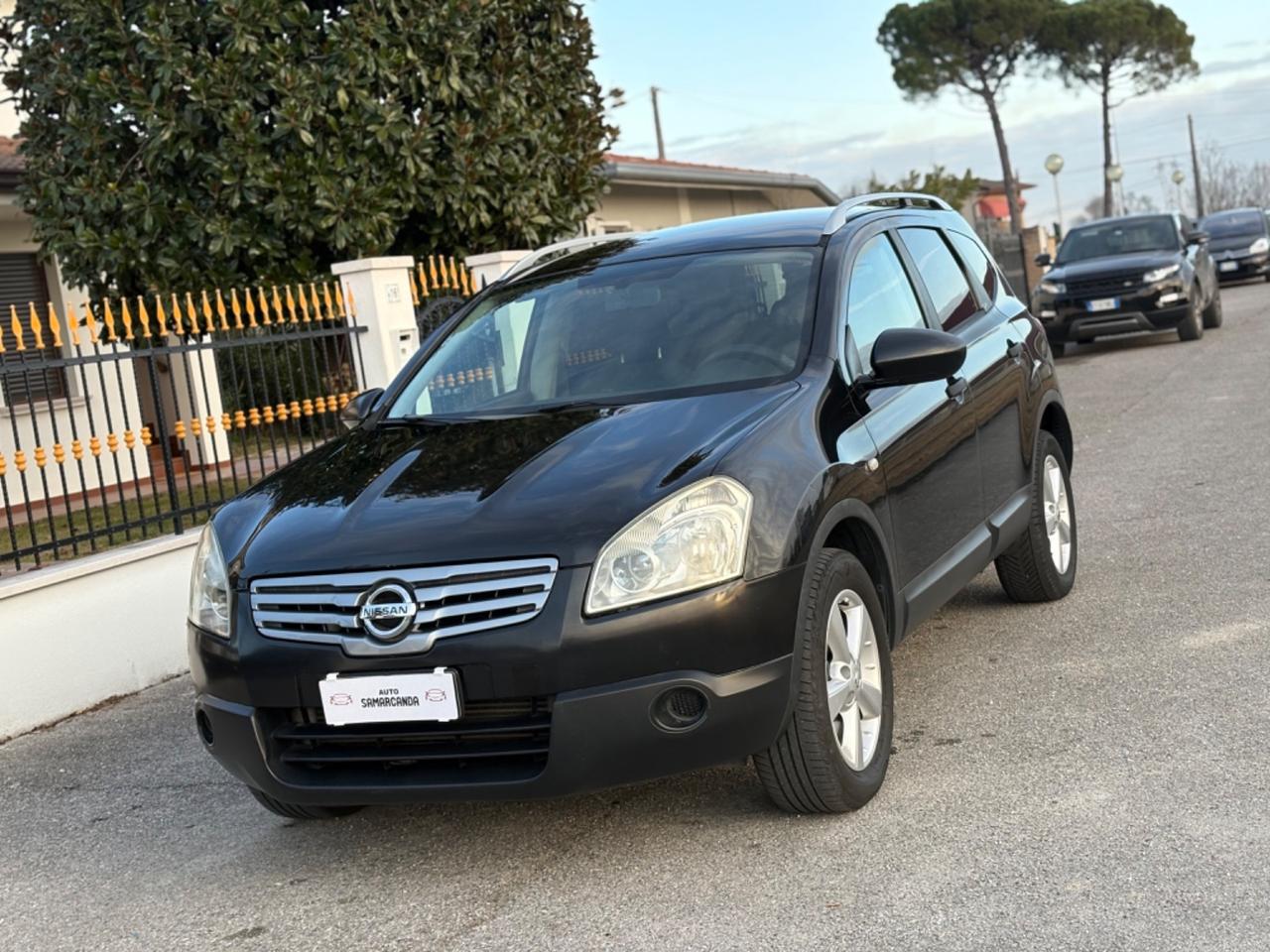 Nissan Qashqai 2.0 Diesel 7 Posti 2010