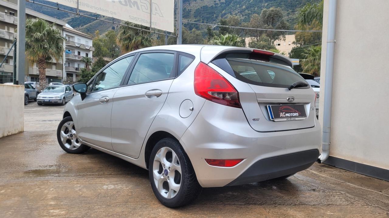 Ford Fiesta 1.4 TDCi 70CV 5p. Titanium.Bs.