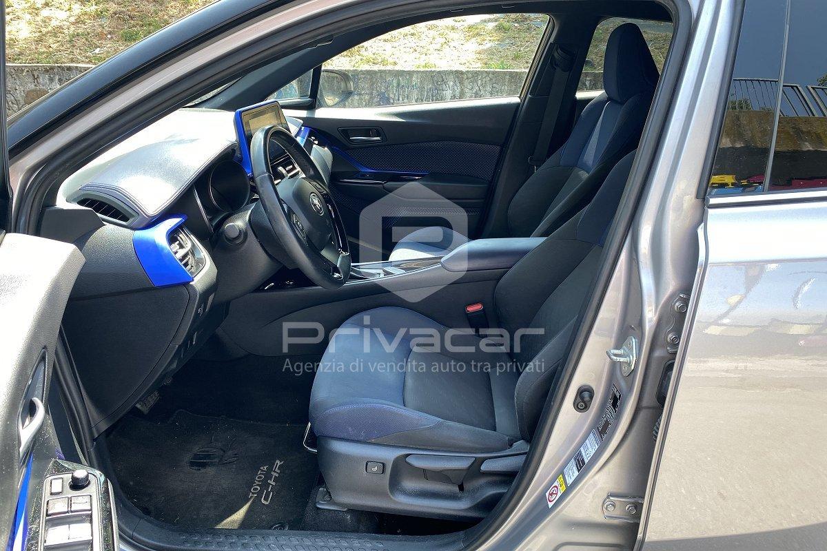 TOYOTA C-HR 1.8 Hybrid E-CVT Style