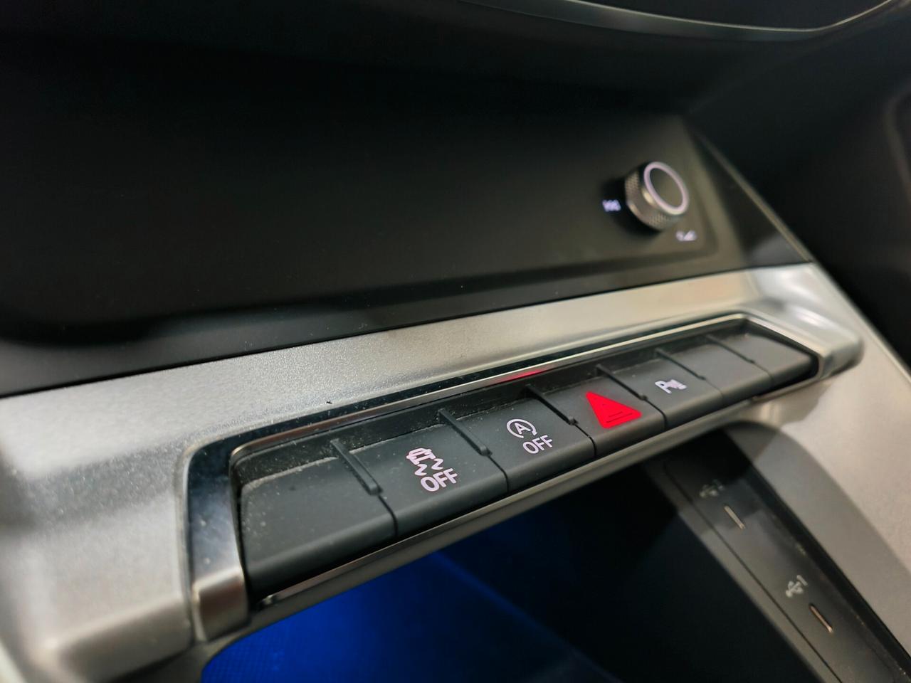 Audi Q3 35 TDI S tronic Business
