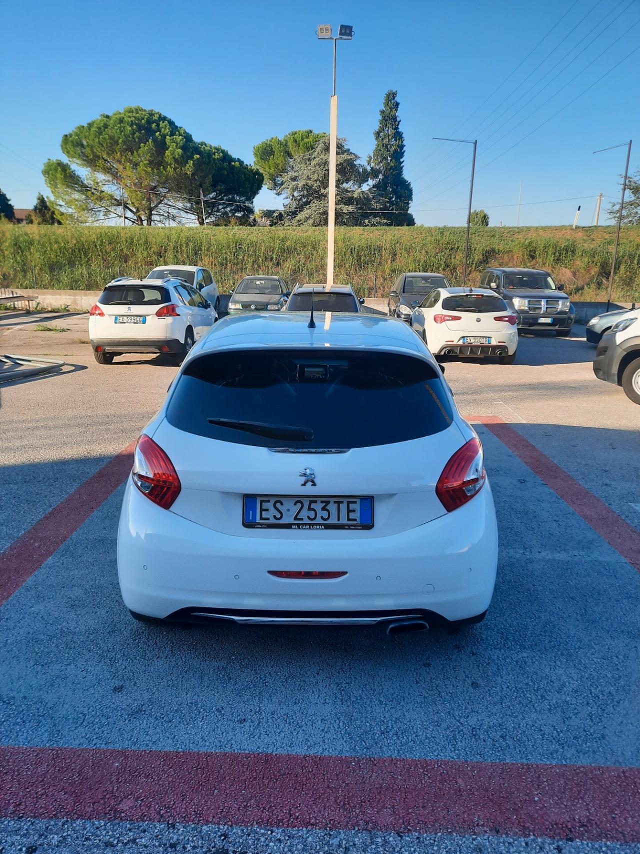 Peugeot 208 1.6 THP 200 CV 3 porte GTi