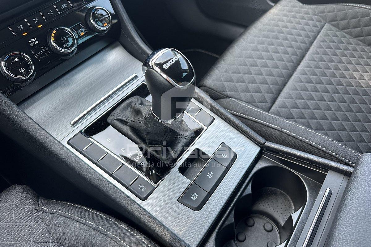 SKODA Superb 2.0 TDI EVO 150 CV SCR DSG Wagon Executive