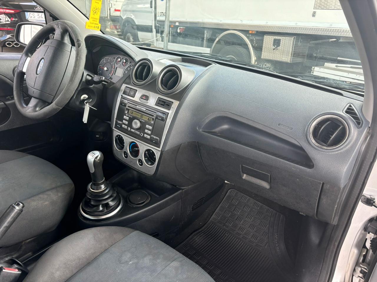 Ford Fiesta 1.4 TDCi 5p. Ghia