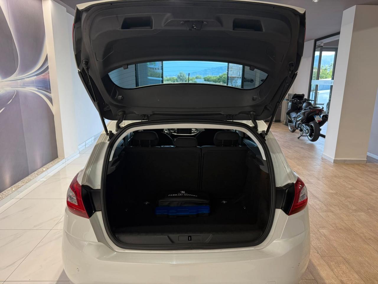 Peugeot 308 PureTech Turbo 110 S&S Access