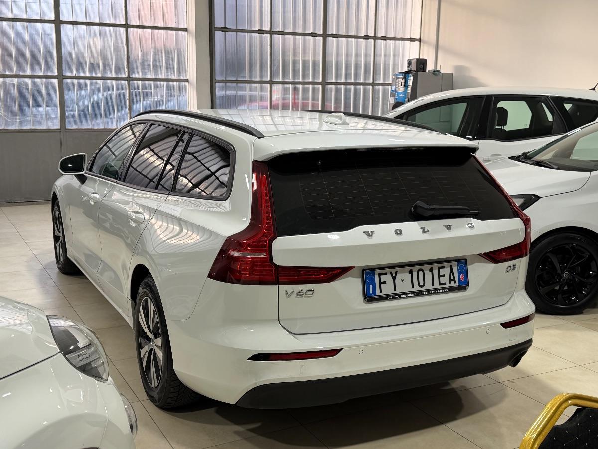 VOLVO - V60 - D3 Geartronic R-design